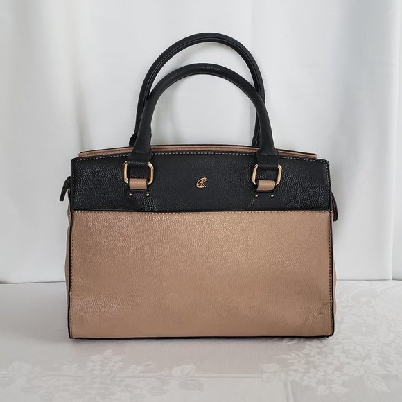 🌟Host Pick🌟Kate & Alex Cuffaro Italian Design Crossbody adjustable long strap. - Picture 2 of 9